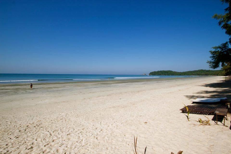 Bamboo Bungalows Koh Phayam Eksteriør billede