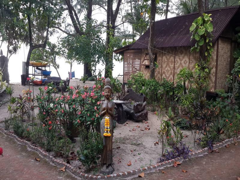 Bamboo Bungalows Koh Phayam Eksteriør billede